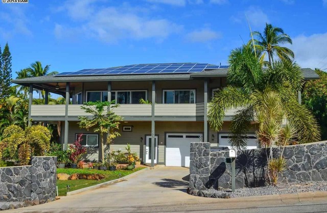 Beautiful house in the Upscale Maui Meadows neighborhood
