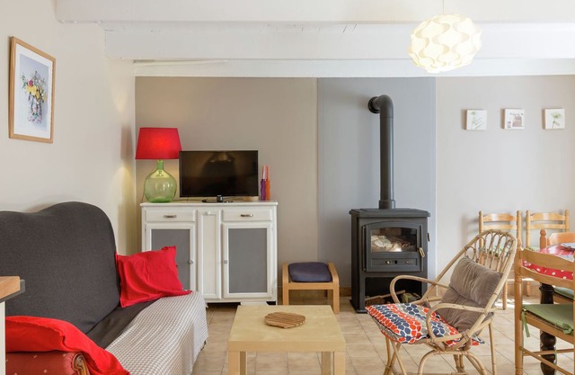 Beautiful house with modern interior, 25mins from the beach in Brittany.