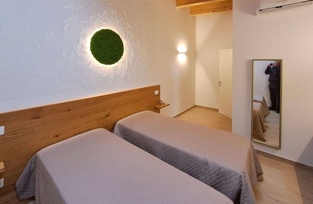 Beautiful apartment in villa for 4 guests with A/C, WIFI and TV