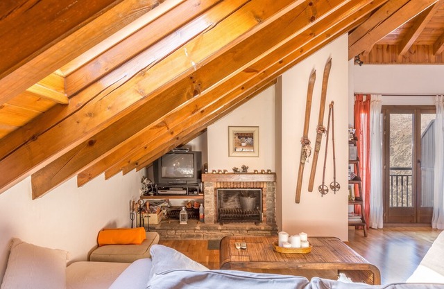 Beautiful Loft in Roní - Near Port Ainé ski slopes