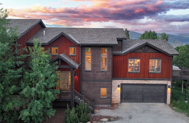 Beautiful, Newer 5 Level Luxury Mountain Home - Grande Summit Lodge