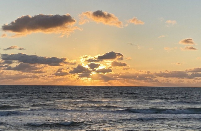 Beautiful Ocean View Condo w/Full Balcony (2nd floor)