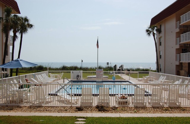 Beautiful Oceanfront Condominium