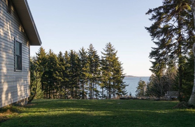 Beautiful Orr's Island Home with Rooftop Deck and Stunning Ocean Views