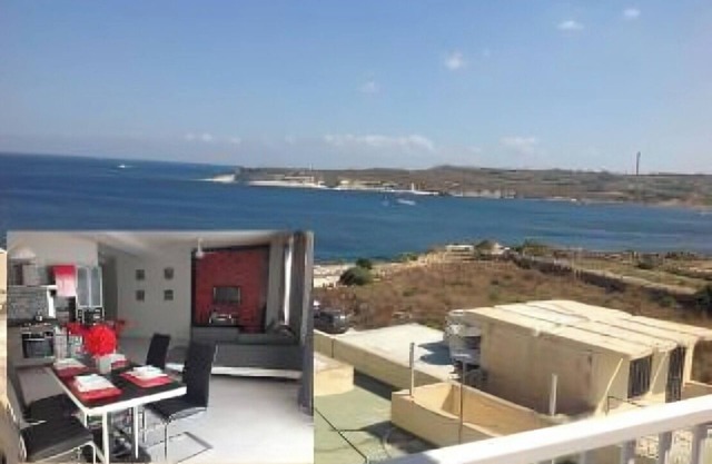 Beautiful penthouse with the sea view and next to the beach.