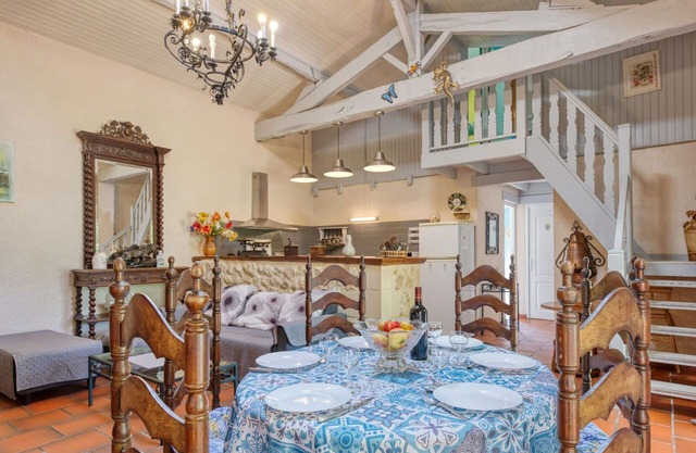 Beautiful private villa for 6 people with WIFI, TV, terrace and pets allowed