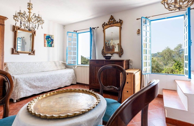 Beautiful private villa for 6 guests with WIFI, terrace and pets allowed