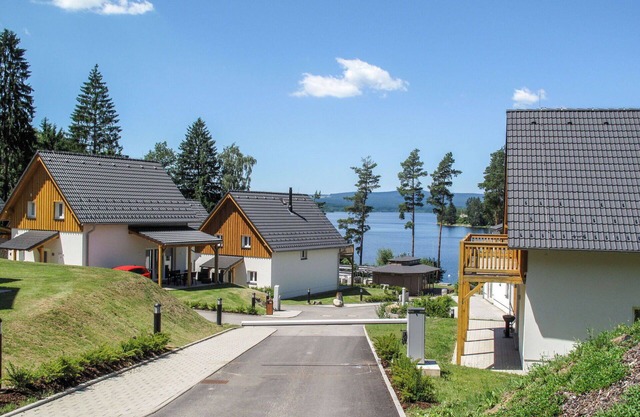 Beautiful private villa for 4 people with TV, terrace and pets allowed