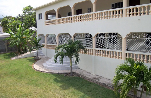 Beautiful Private 5 Bedroom Villa in Ocho Rios, Jamaica