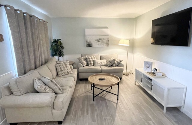 Beautiful Private Condo- Newly Renovated- steps to the beach!