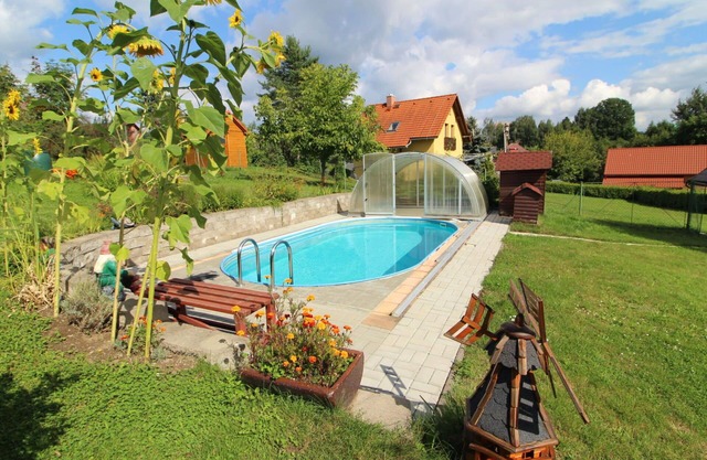 Beautiful private villa for 5 guests with pool, WIFI, TV and terrace