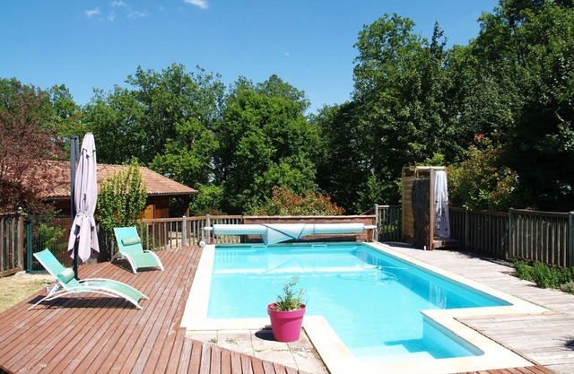 Beautiful private villa with WIFI, A/C, private pool, TV, terrace, pets allowed and panoramic view