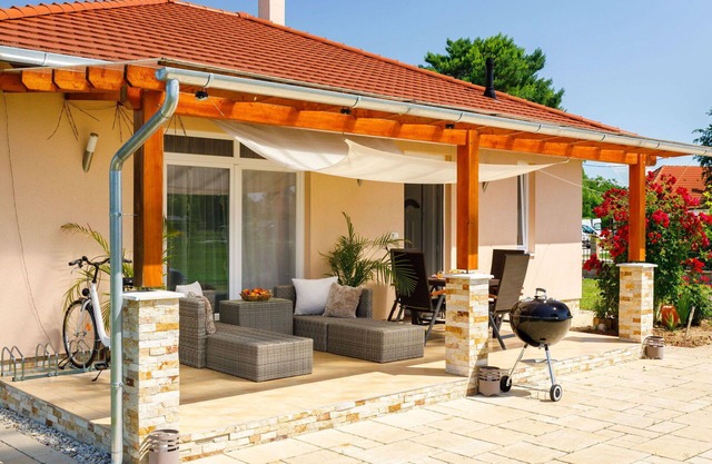 Beautiful private villa for 6 people with WIFI, private pool, TV and terrace