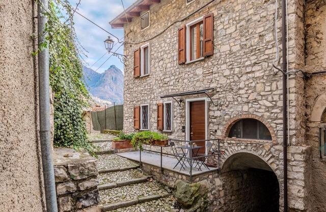 Beautiful private villa for 6 people with WIFI, TV, terrace and pets allowed