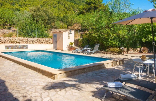 Beautiful private villa with A/C, private pool, WIFI, TV, patio, panoramic view and parking