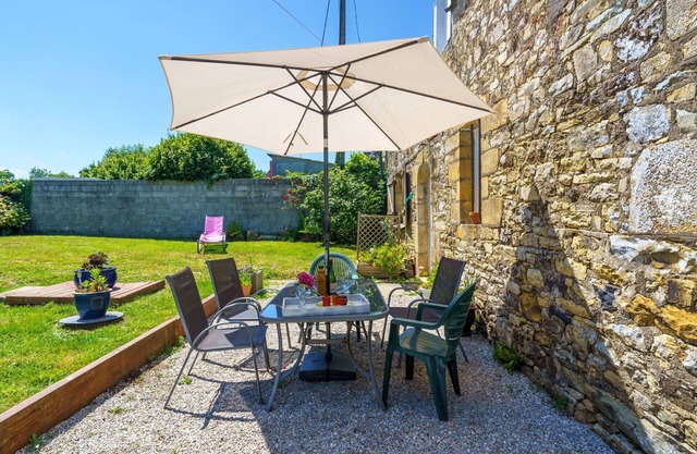Beautiful private villa for 5 people with WIFI, TV, terrace and pets allowed
