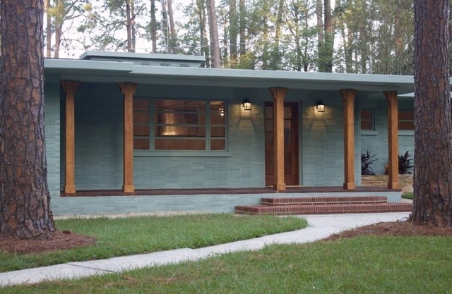 Beautiful re-modeled mid-century home on a quiet street close to downtown.