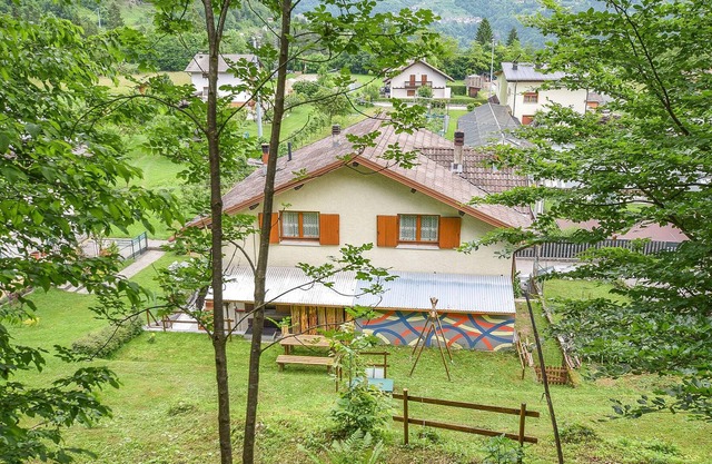 Beautiful semi-detached house, just outside the village of Lamon.