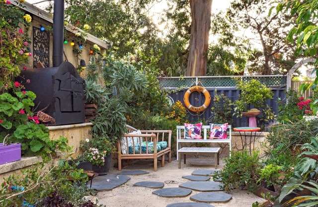 Beautiful South Fremantle home built in 1937 has a calm, peaceful ambience.