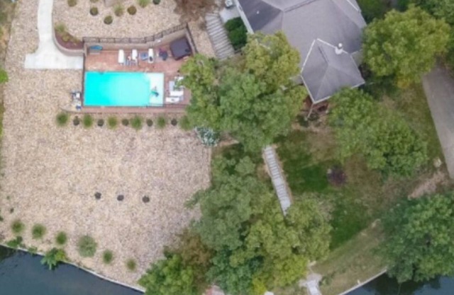 Beautiful View Private Pool 5 Bedroom House in Quiet No Wake Cove. 2 Boat slips