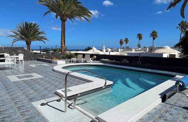 Beautiful Villa with sea view and heated pool, prime location in Lanzarote.