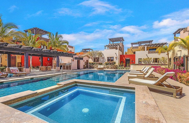 Beautiful Villa + Private Terraces @ Campestre!