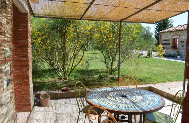 Beautiful villa for 14 guests with private pool, WIFI, TV, patio and panoramic view