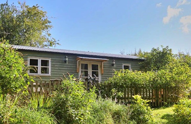 Beautiful villa for 2 guests with WIFI and pets allowed