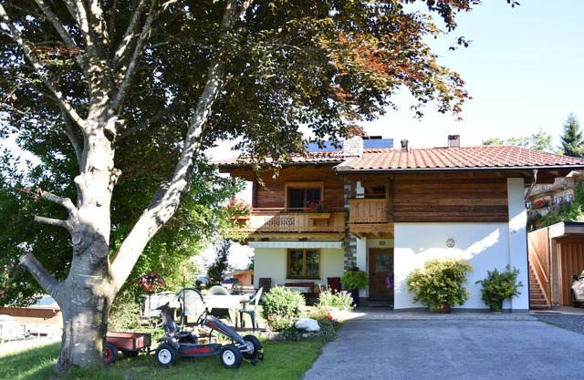 Beautiful villa for 4 people with WIFI, TV, terrace, panoramic view and parking