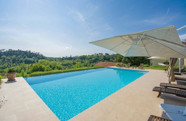Beautiful Villa Fraiano Tuscan farmhouse with private pool views, free WiFi and Terrace!