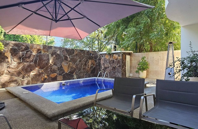 Beautiful villa up to 26 people in Marina Vallarta