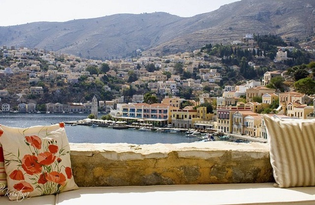 BEAUTIFUL VILLA WITH FABULOUS VIEWS OVER THE SEA