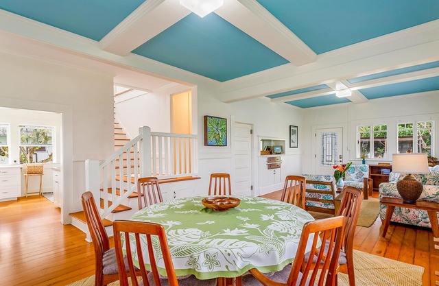 Beautifully Remodeled Plantation Style Hilo Home
