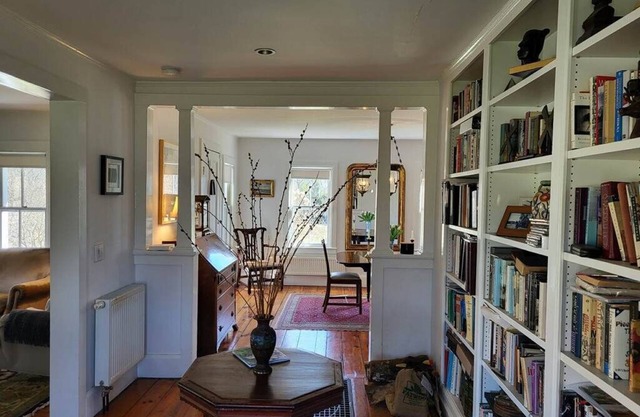 Beautifully renovated and decorated farmhouse on quiet Hillsdale country road