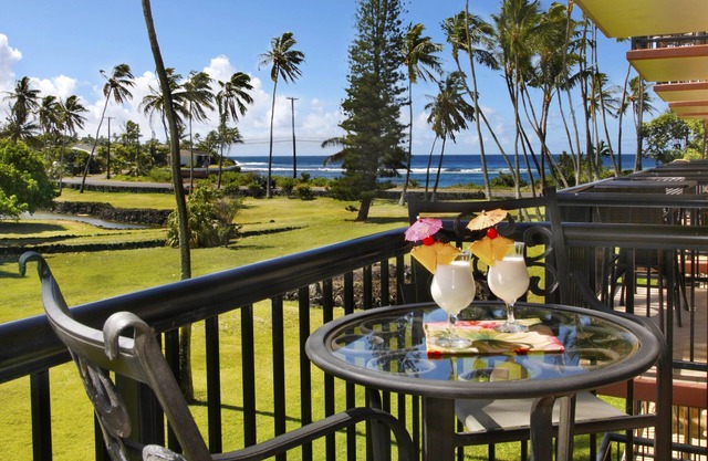 Beauty, comfort, and value describe this one bedroom condo in sunny Poipu!