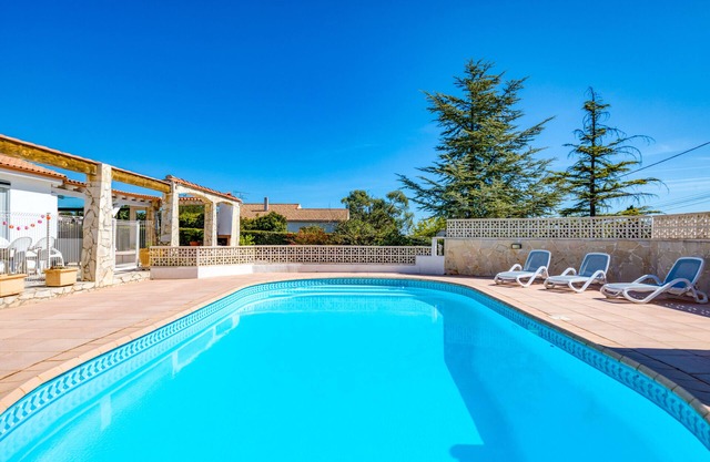 Bed and Breakfast 'Chez Gaston' with Private Pool, Wi-Fi and Air Conditioning
