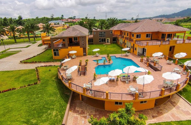Beige Village Golf Resort & Spa