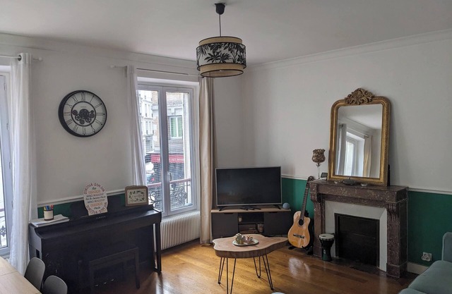 Bel Appartement Haussmannien Batignolles Paris 17