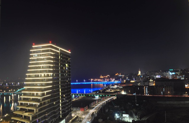 Belgrade Vista Luxury Apartment 950 sqft - 2bed / 2bath with artistic style