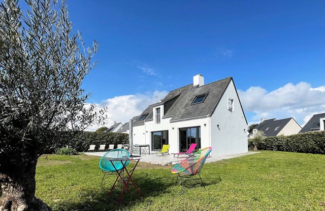 Belle Villa Rénovée, 5 Chambres, Plage à Pied, Tennis, Jardin