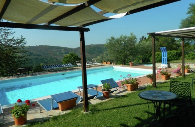 Belvilla by OYO Farmhouse with stables, horses