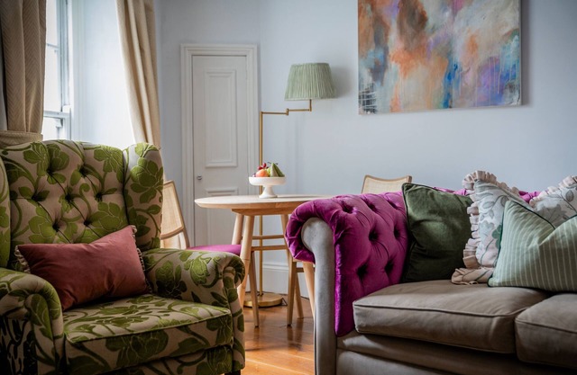 Berkleley Suites, Suite 1