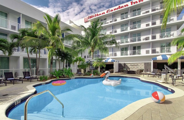 Best Memories Start Here! Outdoor Swimming Pool, Pets Allowed!