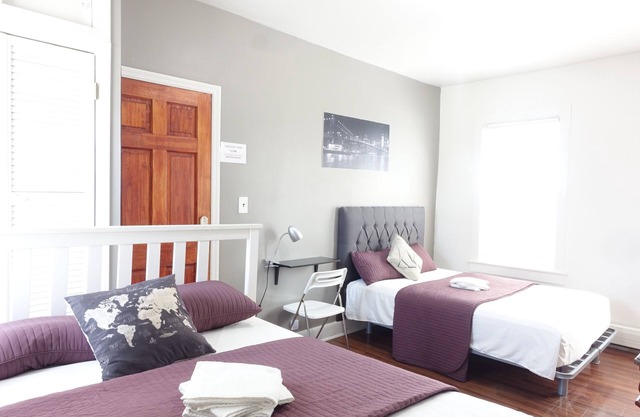 ⭐️Best NYC House-subway access✈️EWR Airport+Free Parking