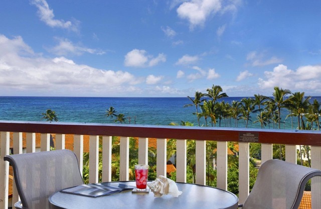 BEST Ocean/Mountain Views, Discounts for Mobile Booking and 7-Night Stays