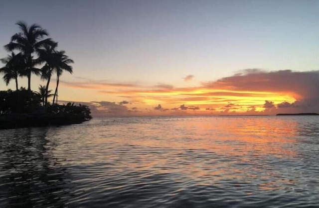 Best of Keys! Private Beach!