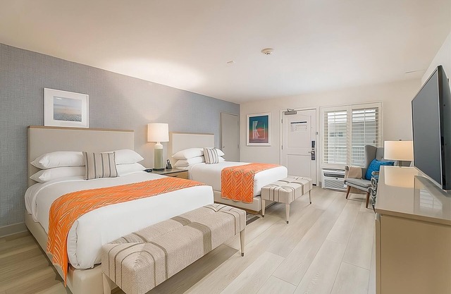 Best Place to Stay in Carlsbad! Beachfront Property with Outdoor Pool