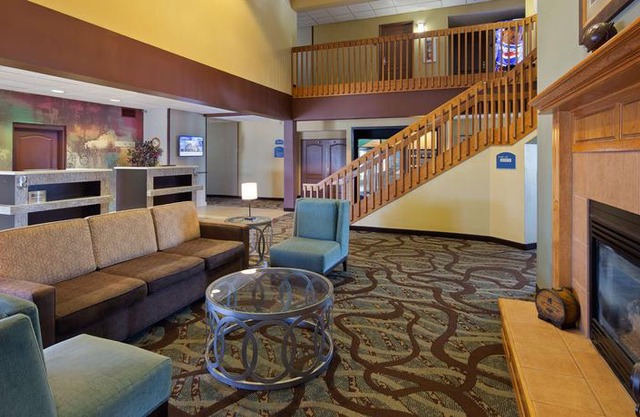 Best Western Holiday Manor