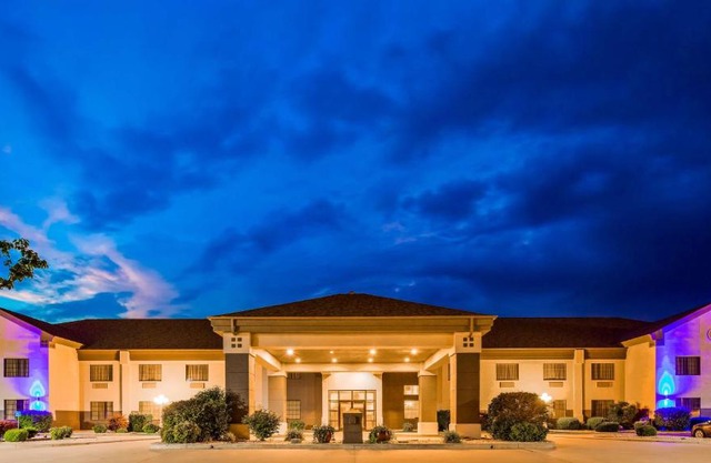 Best Western Locust Grove Inn & Suites