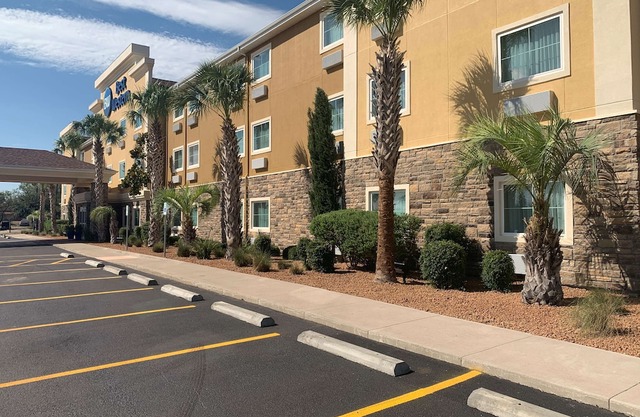 Best Western North Bryant Inn